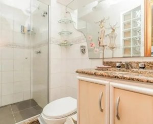 Apartamento com 185m², 3 dormitórios no bairro Petrópolis em Porto Alegre para Alugar