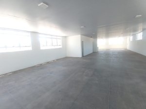 Galpão com 450m² no bairro São Geraldo em Porto Alegre para Alugar