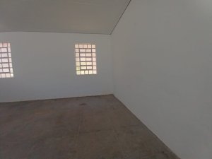 Galpão com 450m² no bairro São Geraldo em Porto Alegre para Alugar