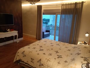 Casa comercial com 398m² no bairro Higienópolis em Porto Alegre para Alugar