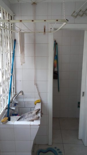 Apartamento com 93m², 3 dormitórios no bairro Petrópolis em Porto Alegre para Alugar