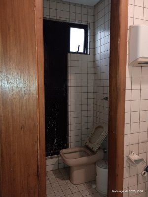 Prédio Comercial com 984m² no bairro Jardim Botânico em Porto Alegre para Alugar