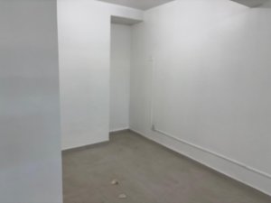 Salas/Conjuntos com 40m² no bairro Petrópolis em Porto Alegre para Alugar