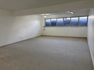 Conjunto/Sala com 40m² no bairro Petrópolis em Porto Alegre para Alugar