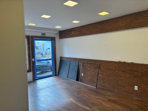 Loja com 371m² no bairro Azenha em Porto Alegre para Alugar