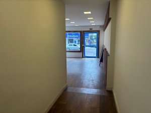 Loja com 371m² no bairro Azenha em Porto Alegre para Alugar