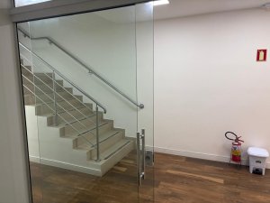 Loja com 371m² no bairro Azenha em Porto Alegre para Alugar