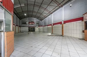 Depósito/Pavilhão com 332m² no bairro Azenha em Porto Alegre para Alugar