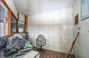 Depósito/Pavilhão com 332m² no bairro Azenha em Porto Alegre para Alugar