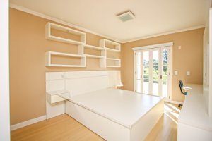 Casa com 400m², 3 dormitórios no bairro Alto Petrópolis em Porto Alegre para Alugar