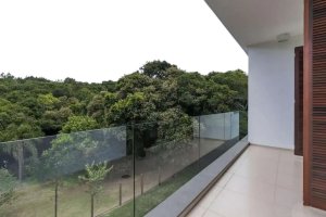 Casa com 493m², 4 dormitórios no bairro Partenon em Porto Alegre para Alugar