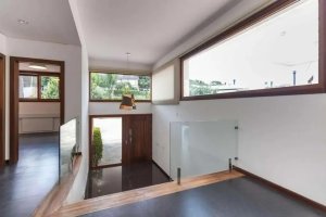 Casa com 493m², 4 dormitórios no bairro Partenon em Porto Alegre para Alugar