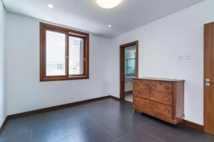 Casa com 493m², 4 dormitórios no bairro Partenon em Porto Alegre para Alugar