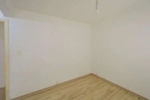 Casa com 180m², 2 dormitórios no bairro Partenon em Porto Alegre para Alugar