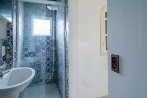 Casa com 180m², 2 dormitórios no bairro Partenon em Porto Alegre para Alugar