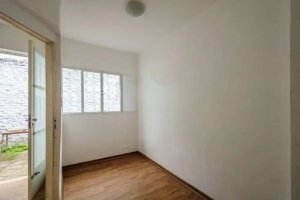 Casa com 180m², 2 dormitórios no bairro Partenon em Porto Alegre para Alugar