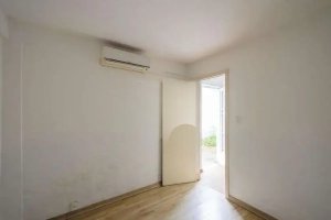 Casa com 180m², 2 dormitórios no bairro Partenon em Porto Alegre para Alugar