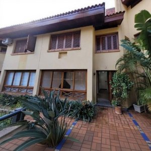 Casa Condominio com 220m², 3 dormitórios no bairro Boa Vista em Porto Alegre para Alugar