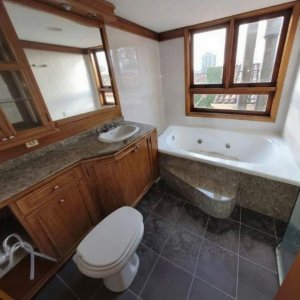 Casa Condominio com 220m², 3 dormitórios no bairro Boa Vista em Porto Alegre para Alugar