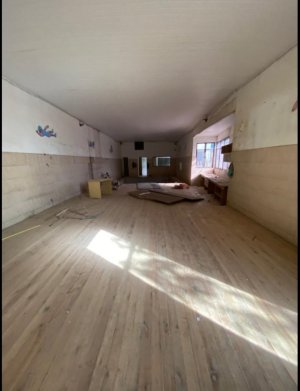 Galpão com 200m² no bairro Sarandi em Porto Alegre para Alugar