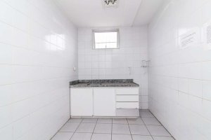 Loja com 340m² no bairro Teresópolis em Porto Alegre para Alugar