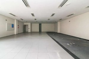 Loja com 340m² no bairro Teresópolis em Porto Alegre para Alugar