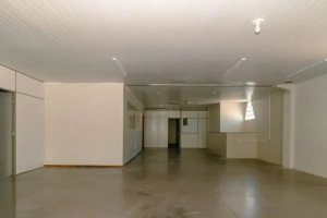 Prédio Comercial com 480m² no bairro Medianeira em Porto Alegre para Alugar