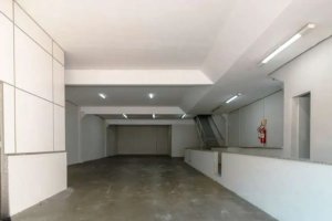 Prédio Comercial com 480m² no bairro Medianeira em Porto Alegre para Alugar