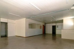 Prédio Comercial com 480m² no bairro Medianeira em Porto Alegre para Alugar