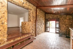 Casa comercial com 260m² no bairro Cristal em Porto Alegre para Alugar