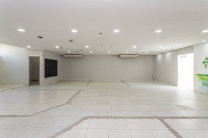 Loja com 200m² no bairro Cristal em Porto Alegre para Alugar