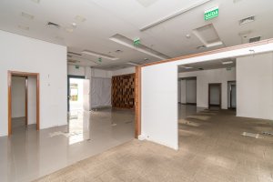 Loja com 183m² no bairro Praia de Belas em Porto Alegre para Alugar