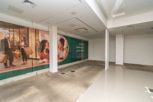 Loja com 183m² no bairro Praia de Belas em Porto Alegre para Alugar