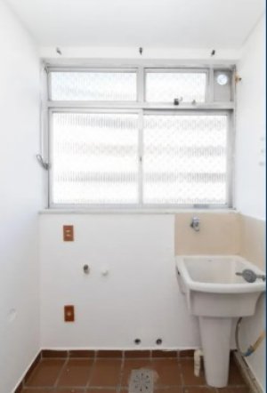 Apartamento com 123m², 3 dormitórios no bairro Partenon em Porto Alegre para Alugar