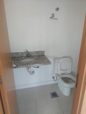 Salas/Conjuntos com 35m² no bairro Cidade Baixa em Porto Alegre para Alugar