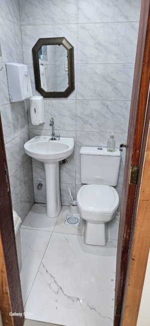 Loja com 50m² no bairro Jardim Itu em Porto Alegre para Alugar