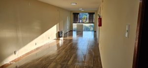 Conjunto/Sala com 50m² no bairro Jardim Itu em Porto Alegre para Alugar