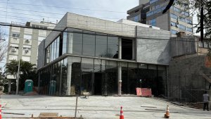 Loja com 400m² no bairro Três Figueiras em Porto Alegre para Alugar