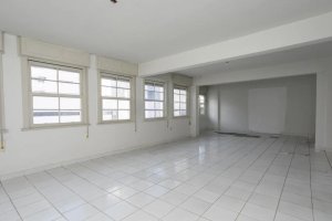 Predio com 2000m² no bairro Centro Histórico em Porto Alegre para Comprar