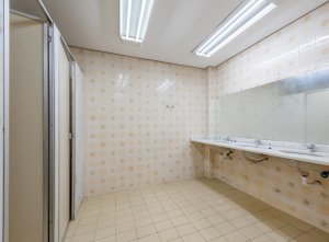 Prédio Comercial com 1.178m² no bairro Centro Histórico em Porto Alegre para Alugar