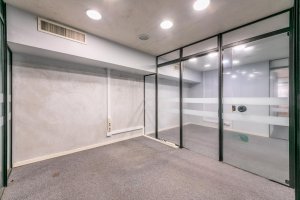 Prédio Comercial com 1.178m² no bairro Centro Histórico em Porto Alegre para Alugar