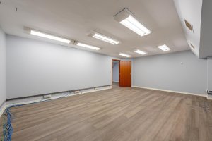 Prédio Comercial com 1.178m² no bairro Centro Histórico em Porto Alegre para Alugar