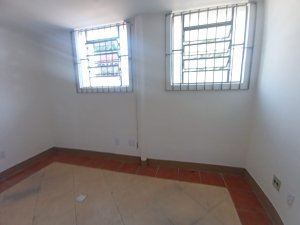 Galpão com 300m² no bairro Navegantes em Porto Alegre para Alugar