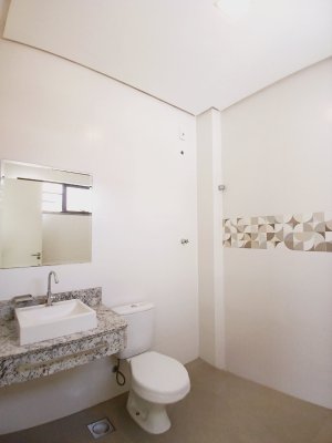 Loja com 130m² no bairro São Sebastião em Porto Alegre para Alugar