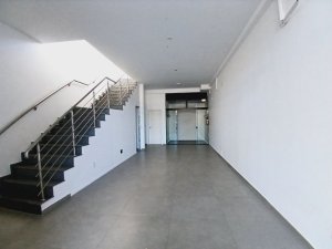 Loja com 130m² no bairro São Sebastião em Porto Alegre para Alugar