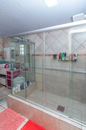 Casa com 117m², 3 dormitórios no bairro Jardim São Pedro em Porto Alegre para Alugar