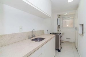 Apartamento com 75m², 3 dormitórios no bairro São Sebastião em Porto Alegre para Alugar
