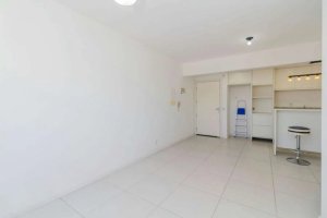 Apartamento com 75m², 3 dormitórios no bairro São Sebastião em Porto Alegre para Alugar