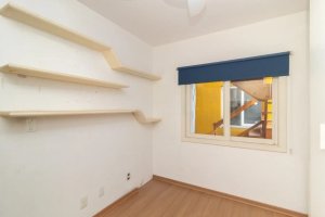 Casa com 180m², 3 dormitórios no bairro Petrópolis em Porto Alegre para Alugar