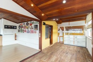 Casa com 180m², 3 dormitórios no bairro Petrópolis em Porto Alegre para Alugar